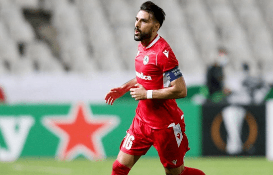 更是对一名 更是对一名