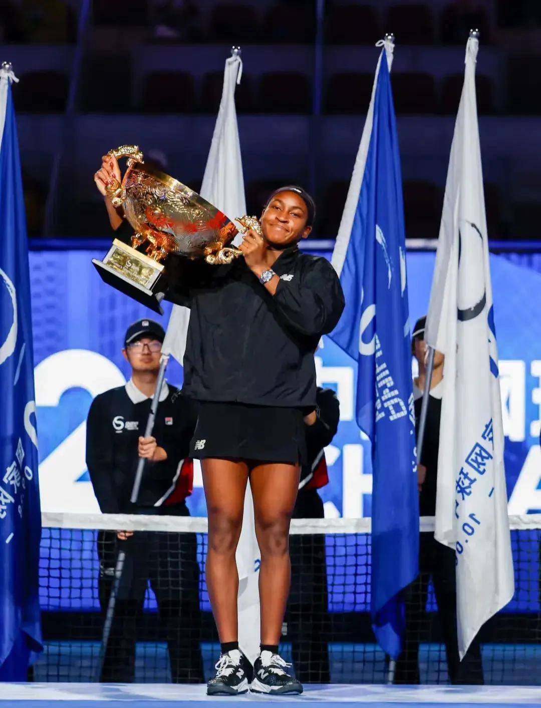 新认识了摔 新认识了摔